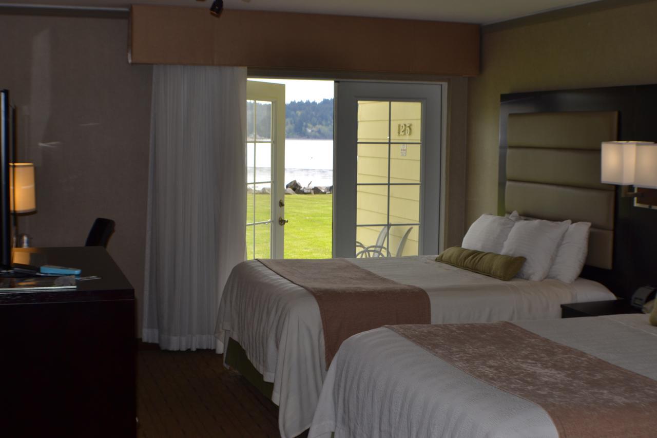 Best Western Plus Silverdale Beach Hotel Exterior photo